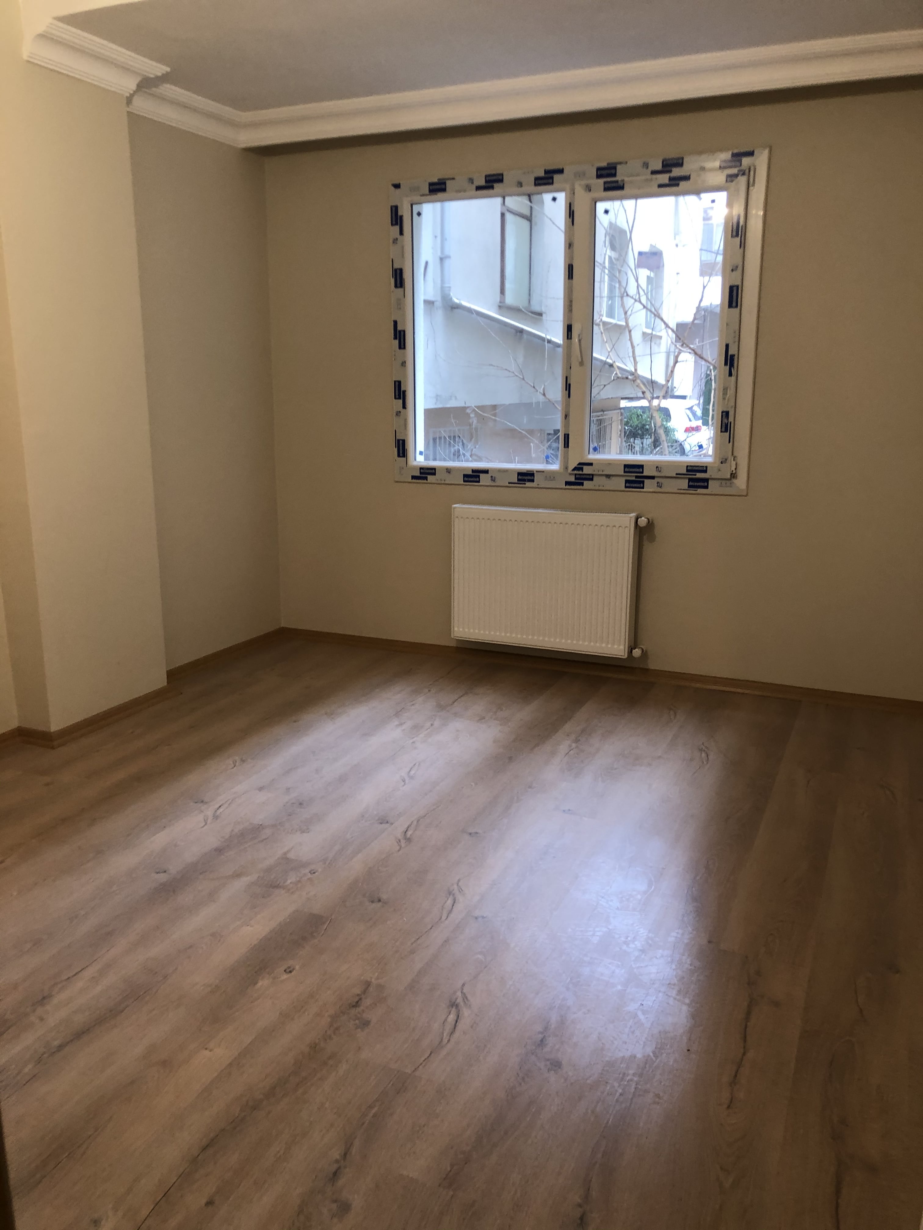 Esmanur Apartmanı